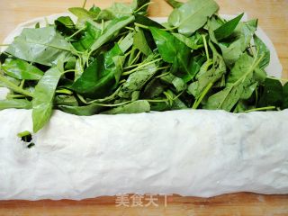 Another Way to Eat The Nutrient-rich Green Leafy Spinach—water Spinach Leaf Bun recipe