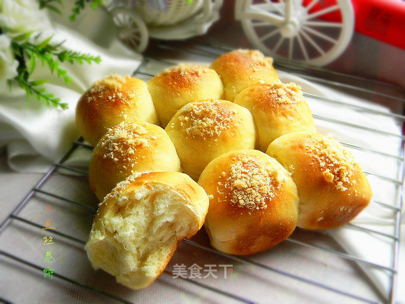 #aca Baking Star Competition# Light Cream Short-cut Small Row Buns recipe