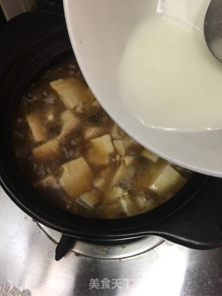 Tofu Soup with Mushroom Meat Sauce recipe