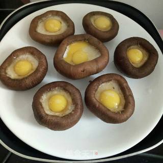 Steamed Quail Eggs with Shiitake Mushrooms recipe