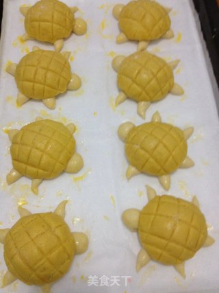 Childlike Little Turtle Pineapple Bun recipe