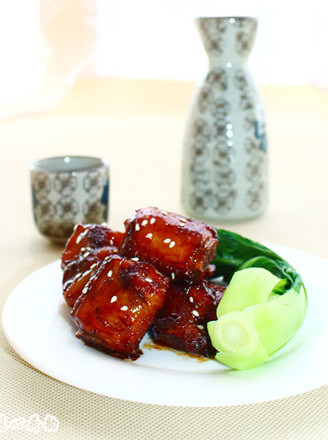 Braised Pork Ribs with Bayberry Wine