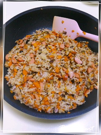 Fried Rice with Mushrooms and Carrots