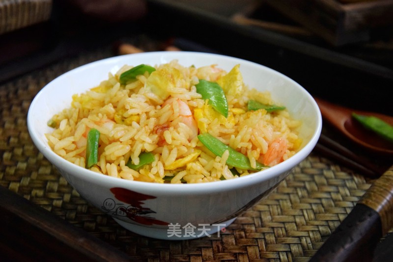 Fried Rice with Shrimp and Egg in Thai Sauce recipe