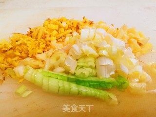 Peeled Preserved Egg with Green Pepper recipe