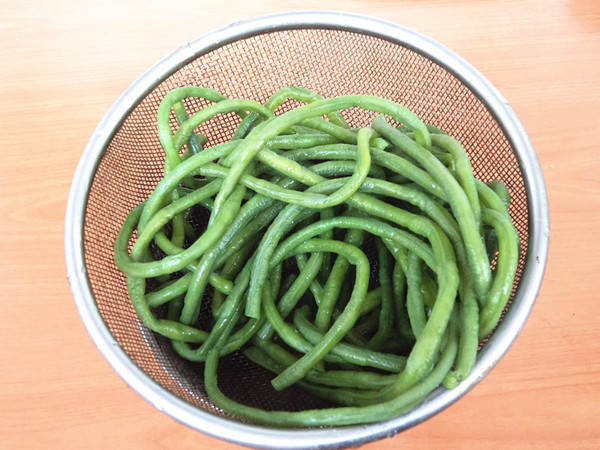 Green Beans with Tahini Sauce recipe