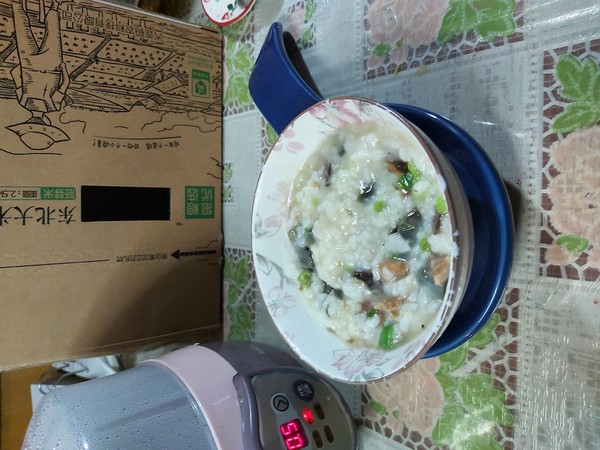 Preserved Egg Beef Porridge recipe