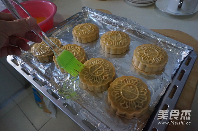 Cantonese Five-nen Moon Cake recipe