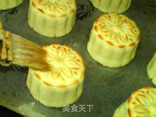 Milky Golden Mooncake recipe