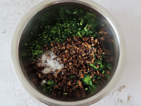 Shiitake Mushroom and Vegetable Buns recipe