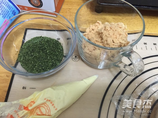 Pork Floss and Seaweed Shredded Bread recipe