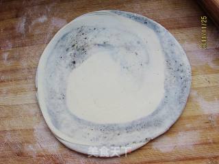 Black Sesame Brown Sugar Crepes recipe