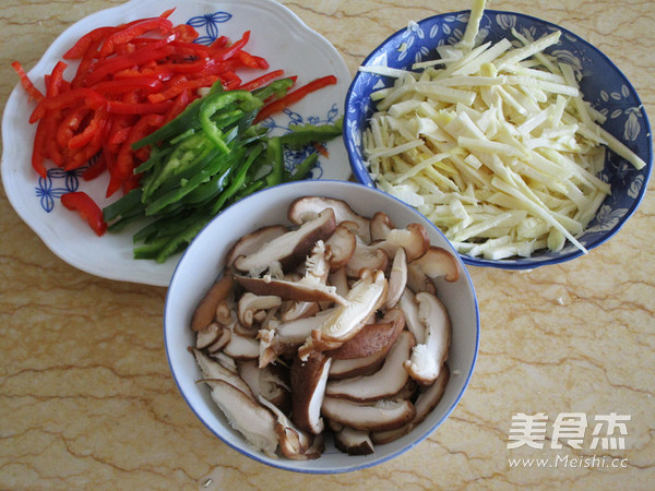 Winter Bamboo Shoots Three Silk recipe