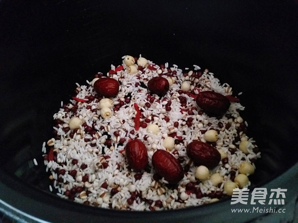Red Bean, Barley and Lotus Seed Congee recipe