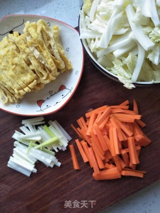 Stir-fried Cabbage with Dried Tofu recipe