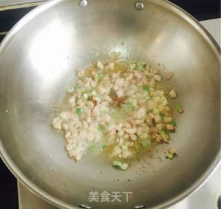 Stir-fried Soy Sprouts with Diced Pork recipe