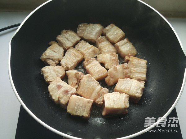 Stewed Pork Belly with Dried Beans recipe