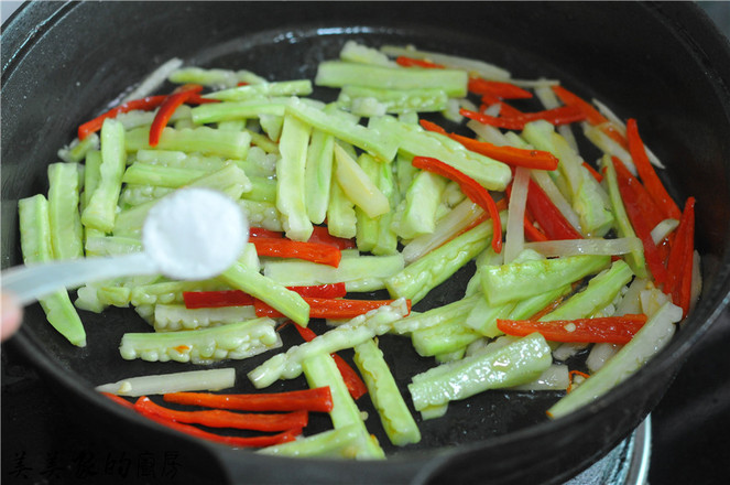 Stir-fried Bitter Gourd with Ginger recipe