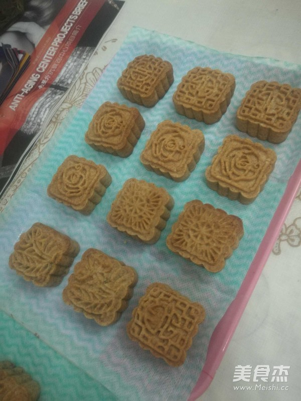 Anhydrous Oats and Peanut Whole Grain Sugar-free Mooncakes recipe