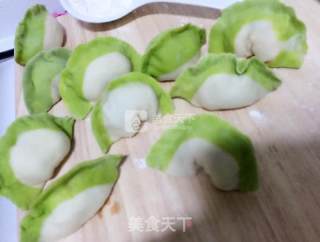 Little New Year's Eve: Sixi Steamed Dumplings Vs. Cabbage Dumplings recipe