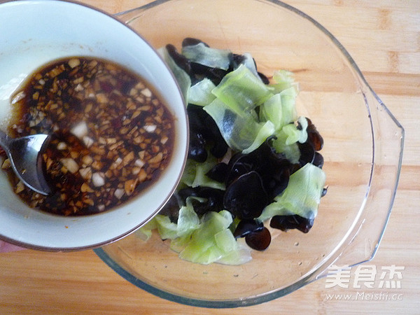 Lettuce Mixed Fungus recipe