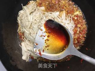 Stir-fried Enoki Mushroom with Chopped Pepper recipe