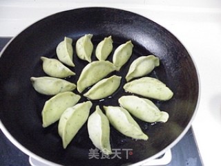 Emerald Beef Fried Dumplings recipe