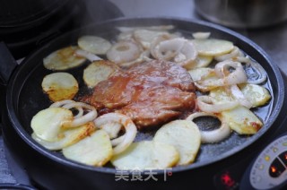 Fried Plum Pork on Hot Plate with Flavor recipe