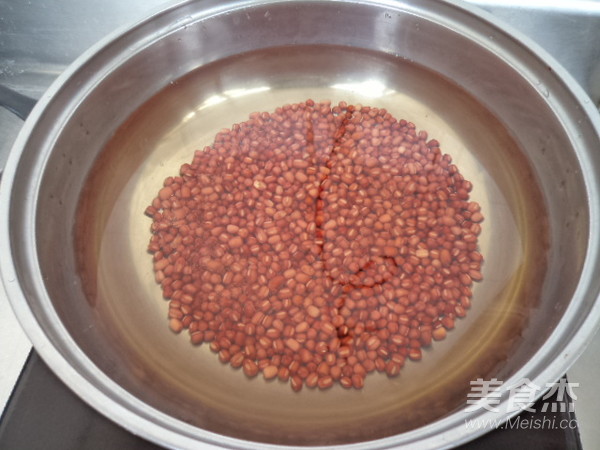 Lotus Seed Red Bean White Fungus Soup recipe