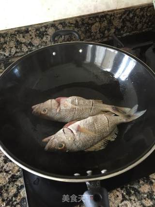 Clear Stewed Fish Soup (simple Version) recipe
