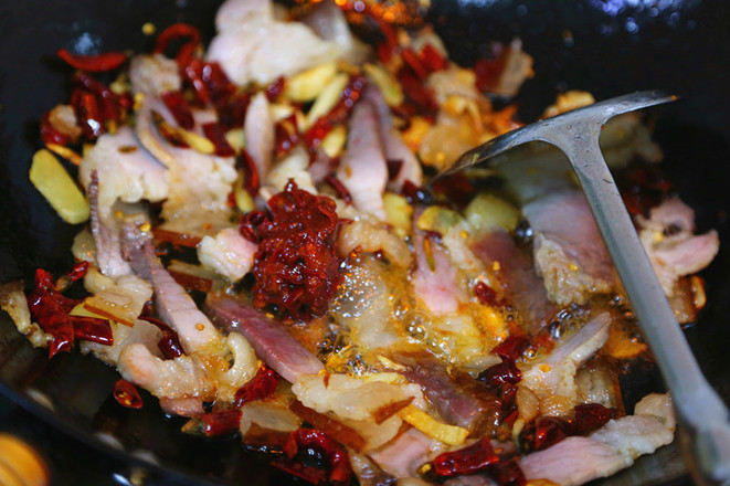 Stir-fried Bracken with Bacon recipe