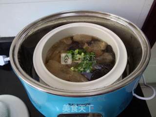 Pork Ribs with Bamboo Fungus and Porcini Mushroom recipe