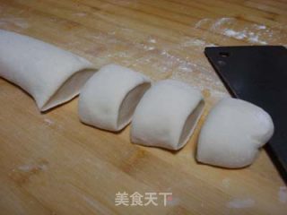 Home-cooked Food is Simple to Make-celery Pork Buns recipe