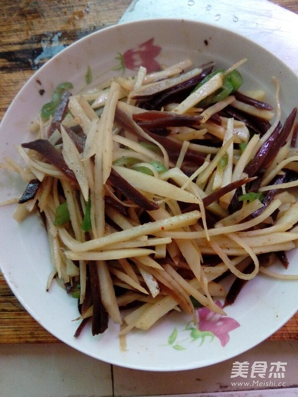 Stir-fried Pickles with Potato Shreds (kong Ming Cuisine) recipe