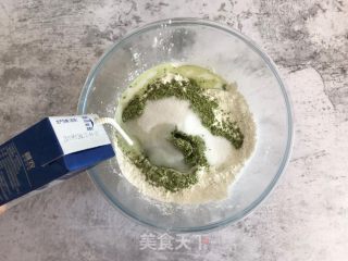 Matcha Strawberry Daifuku recipe