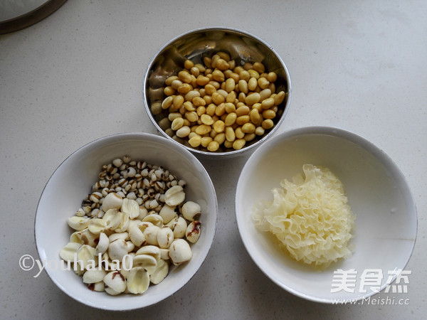 Coix Seed, Lotus Seed and Tremella Rice Paste recipe