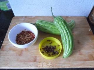 Spicy Bitter Gourd Strips recipe