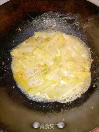 Stewed Potatoes with Egg Yolk recipe