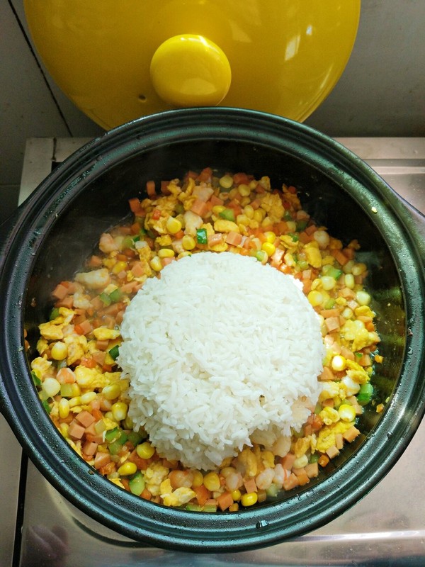 Claypot Yangzhou Fried Rice recipe