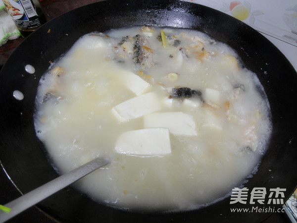 Tofu Fish Bone Soup recipe