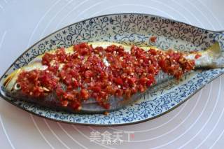 Steamed Cucumber Fish with Chopped Pepper recipe