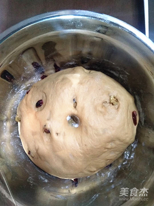 Cranberry Walnut Soft European Buns recipe