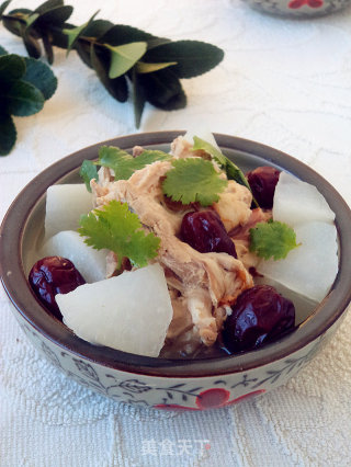 Duck Bone Soup with White Radish and Red Dates recipe