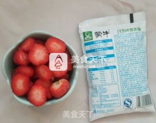 Strawberry Milkshake recipe