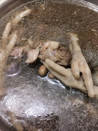 Peanut Chicken Feet Pork Bone Soup