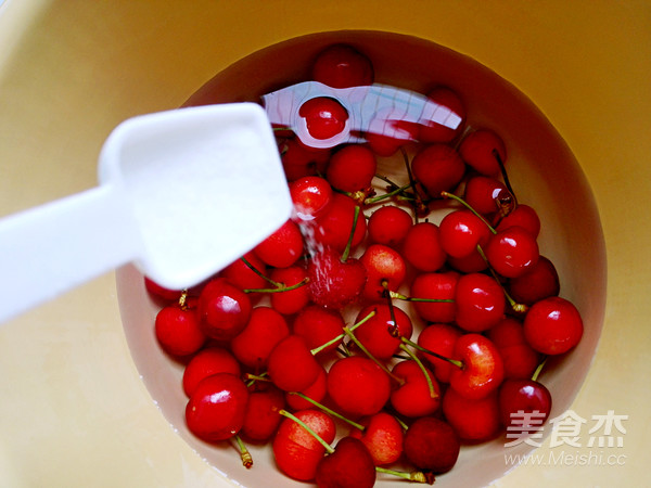 Cherry Panna Cotta recipe