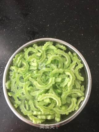 Roasted Bitter Gourd with Minced Meat recipe