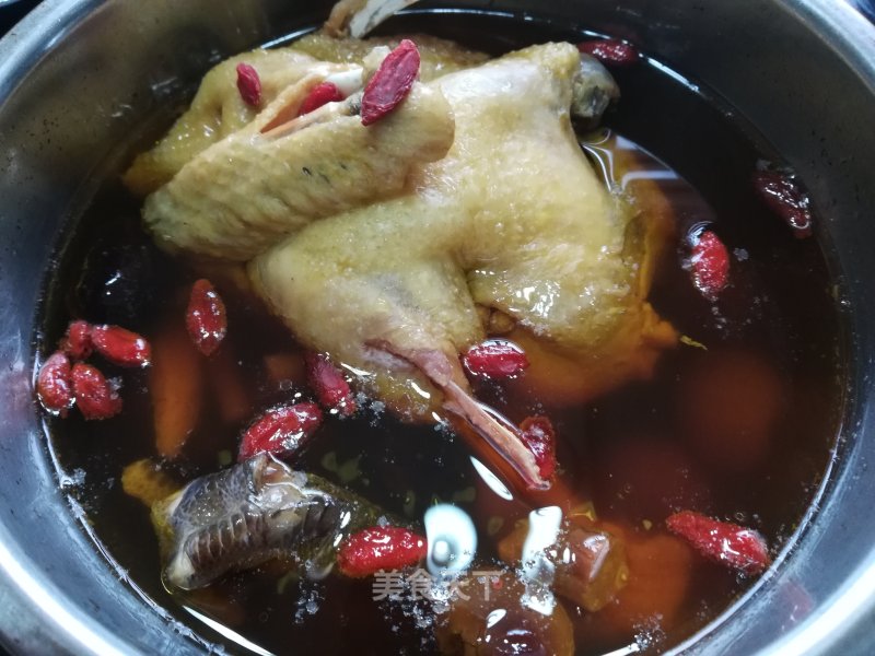 Stewed Chicken with Red Dates and Longan recipe