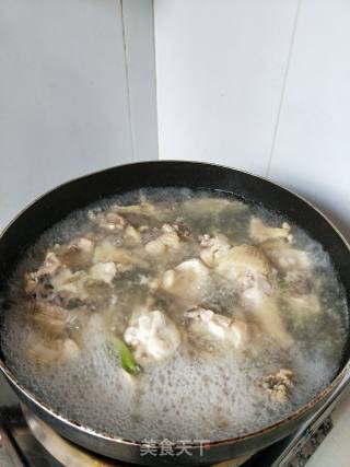 Spicy Pork Belly Pot Chicken recipe