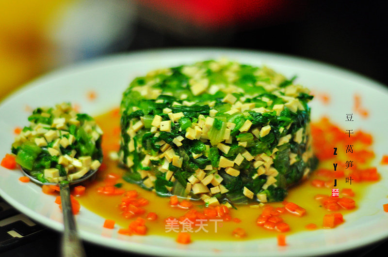 Dried Tofu and Lettuce Leaves recipe